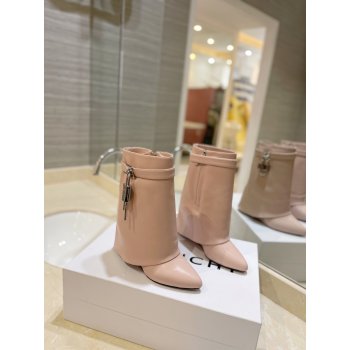 Shark Lock ankle boots